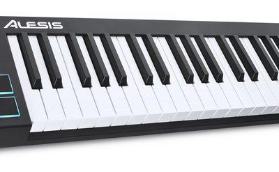 ALESIS V49 主控鍵盤，簡約俐落的經典鍵盤